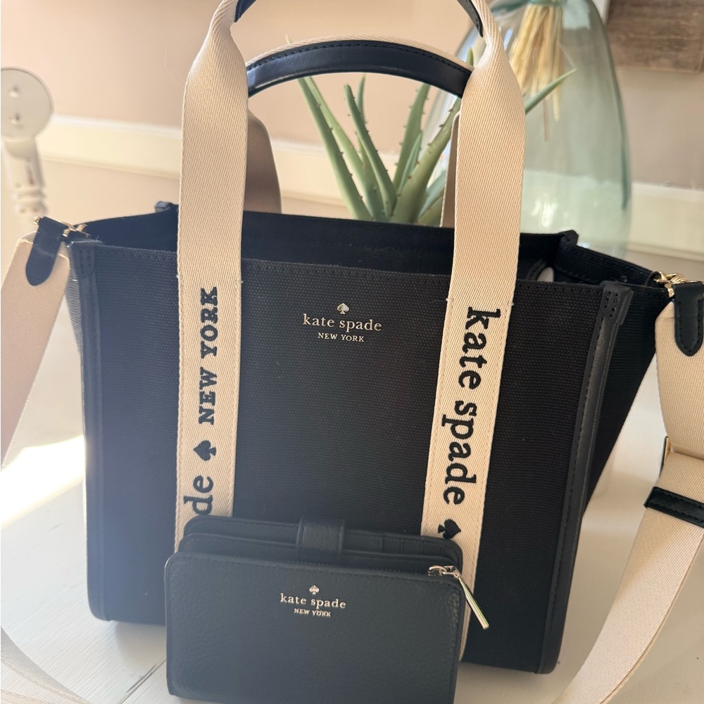 KG767 Kate Spade Kip Canvas Small Tote Negro/Beige - KH787 Kate Spade Lena Mediu